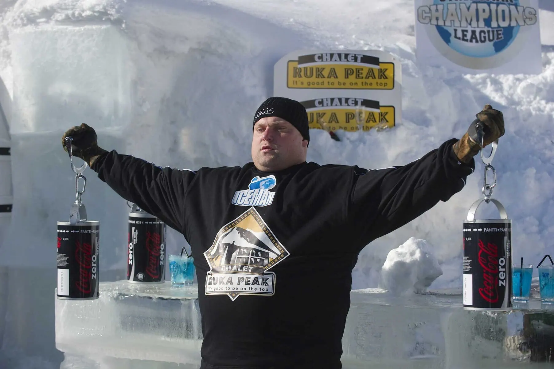 Maksimivoima peruskaudella 3 Coke ja Savickas