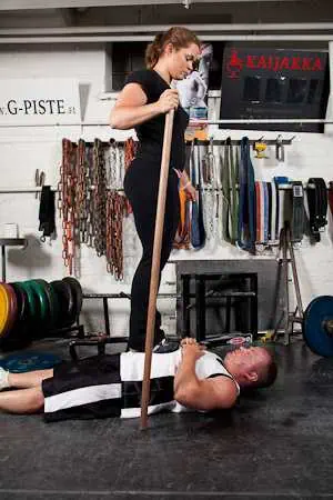 VH.fi Klassikko: Voimanoston ABC 5 Vatsa Sakke 12