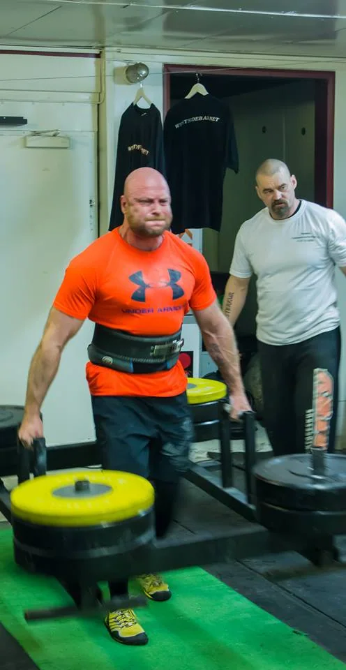 Heikki Palokangas - toinen tosikoitos edessä 2 heikki palokangas toinen tosikoitos edessa 2