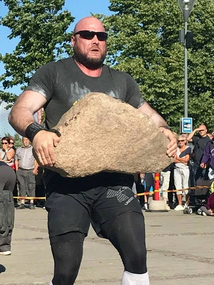 Heikki Palokangas - toinen tosikoitos edessä 1 heikki palokangas toinen tosikoitos edessa