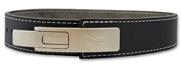 Omega penkkipunnerrusvyö pikalukolla 1 omegabp